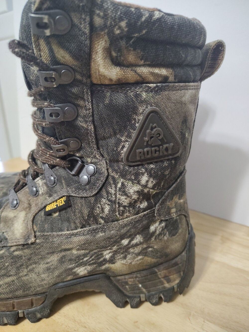 Rocky Camo Bear Trax Series 8973 Gore-Tex  Boots Mens 8.5 W 1200 gr. Insulated - Picture 2 of 16